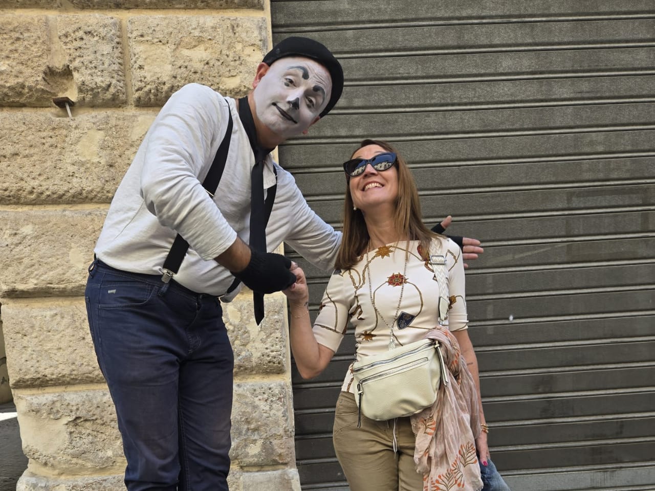 Il clown saluta la nostra socia